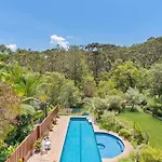 Urban Poolside Oasis In Sydney- Outdoor Living At Its Best