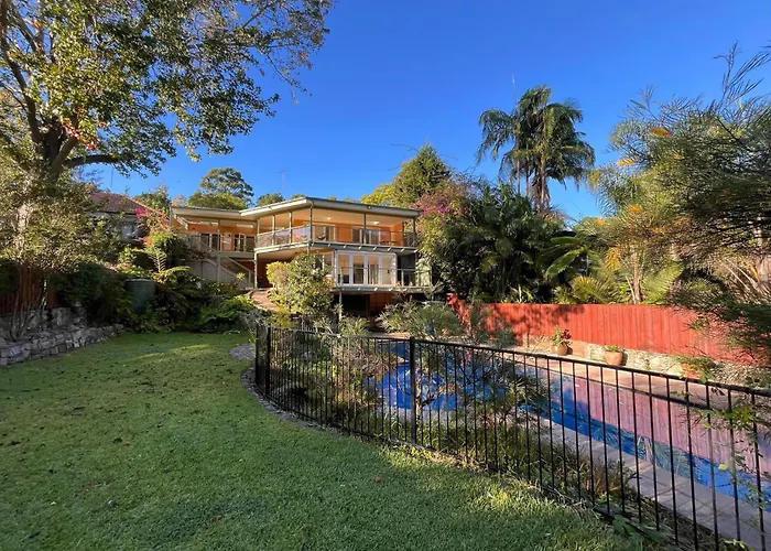 Urban Poolside Oasis In Sydney- Outdoor Living At Its Best
